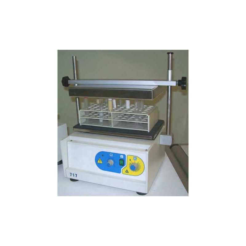 Agitatore multi mixer mod. 717 Agitatore multi mixer mod. 717