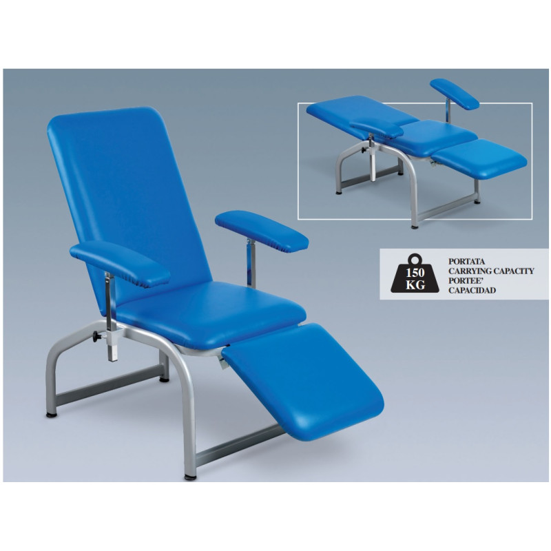 Poltrona relax con schienale e poggiagambe con movimento sincronizzato regolabile tramite pompa a gas. Poltrona relax con schienale e poggiagambe con movimento sincronizzato regolabile tramite pompa a gas.
