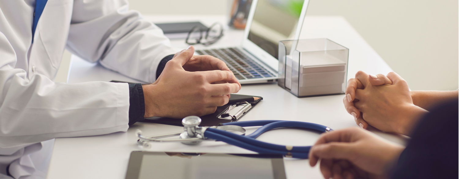 Guida all'Attrezzatura Essenziale per il Medico di Base: Strumenti per la Cura Primaria