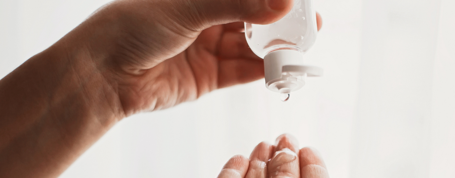 Come disinfettare le mani: Gel e Saponi