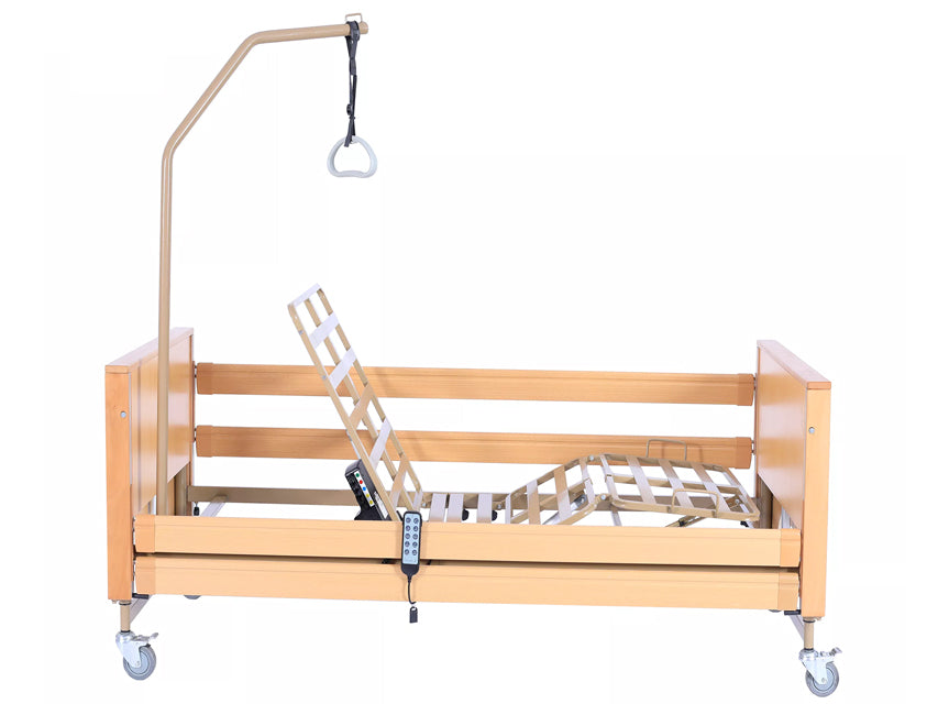 Electric 4-joint hospital bed
with variable height 84-125 cm - on wheels