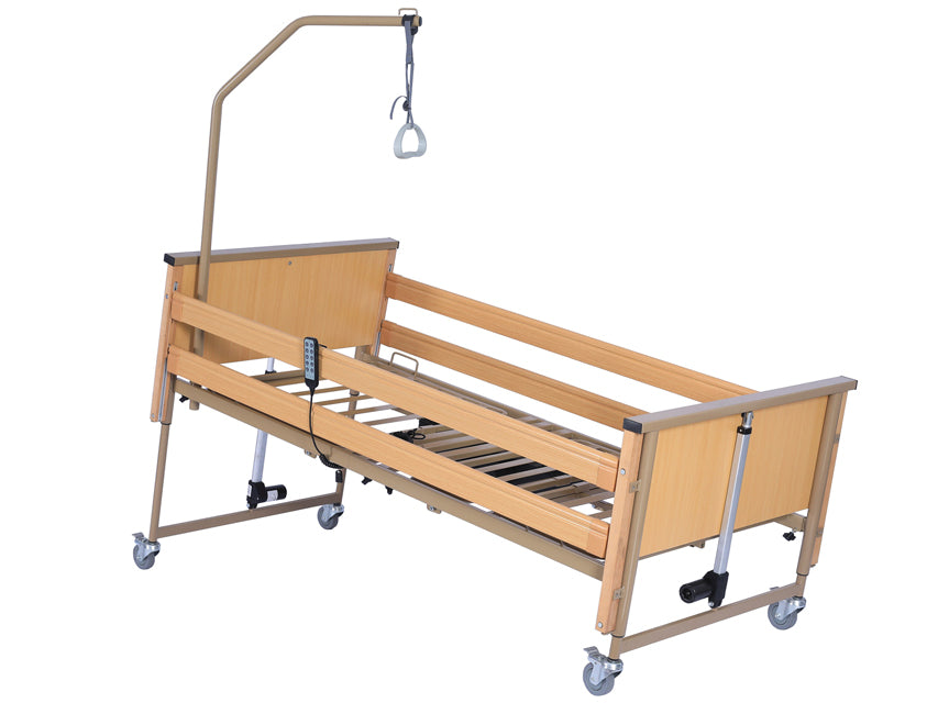 Electric 3-joint hospital bed
with variable height - on wheels