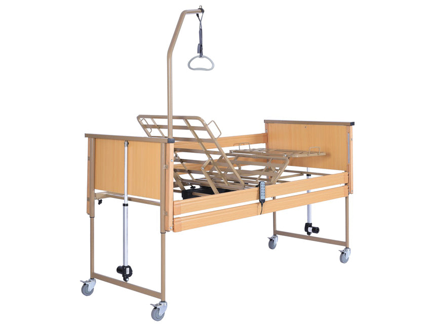 Electric 3-joint hospital bed
with variable height - on wheels