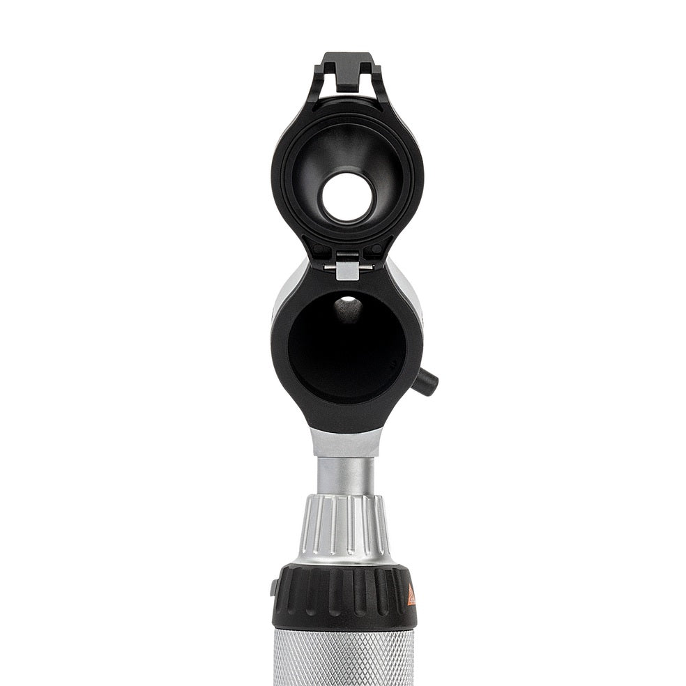 Otoscopio Heine BETA 400 LED a F.O.
3,5V con astuccio rigido e caricatore da tavolo NT4