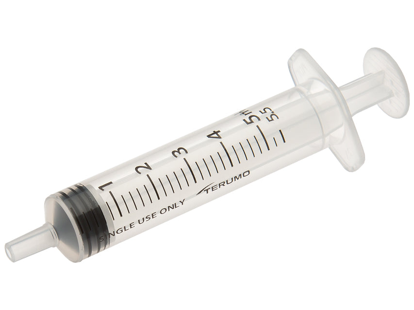 Terumo Spritze mit zentralem Luer-Konus - ohne Nadel - 5 ml - Packung mit 100 Stk.